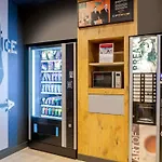 招待所 巴拉卡尔多比宝宜必思快捷酒店