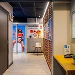 巴拉卡尔多比宝宜必思快捷酒店 招待所 *